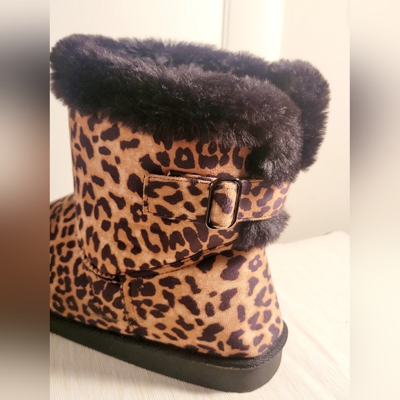 Torrid ankle booties cheetah print size 11ww - Picture 4 of 12